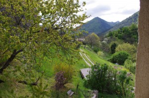 la vue depuis l'une des fenêtres du gîte